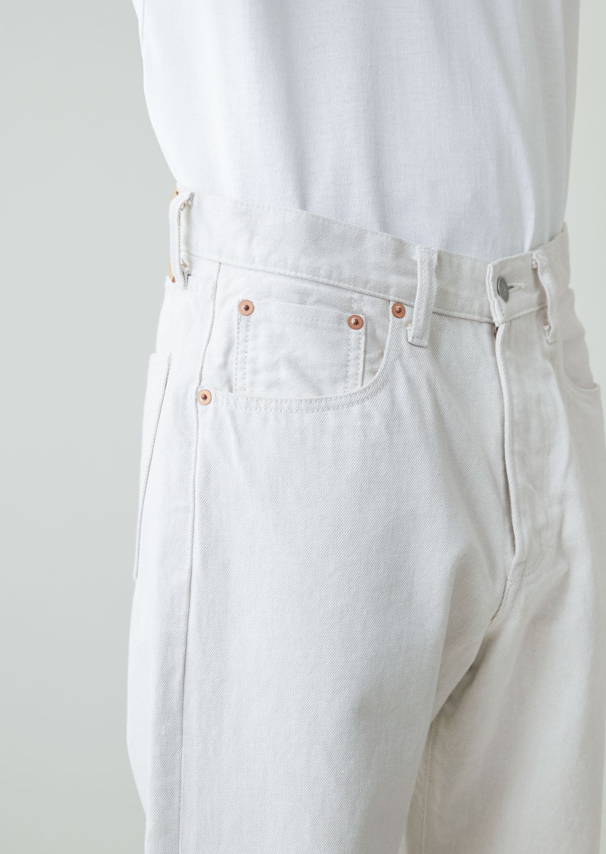 WIDE FIT 5 POCKET JEANS WHITE 8021-1403