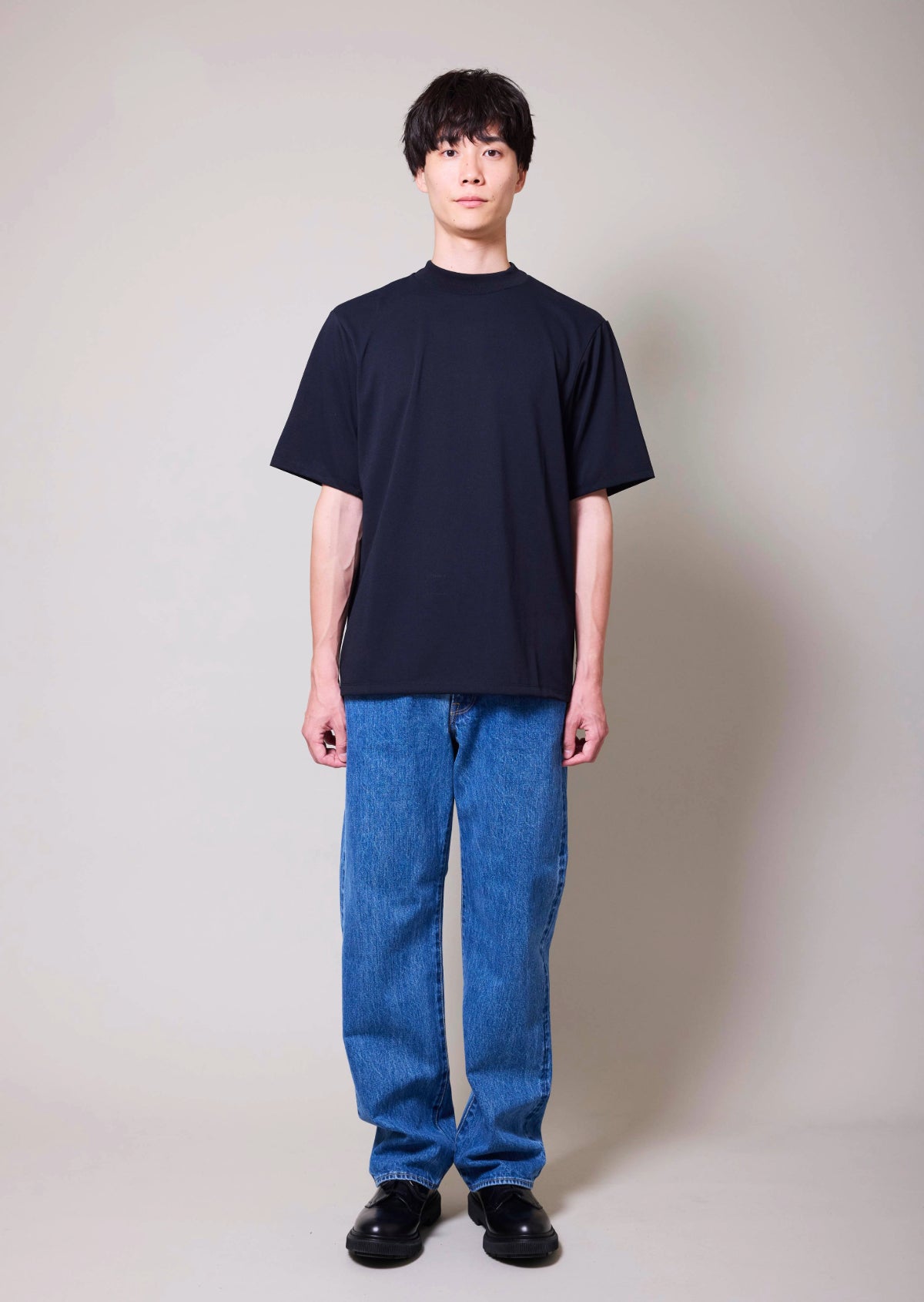 POLYESTER COTTON FEEL MOCK NECK T-SHIRT BLACK 8031-1701