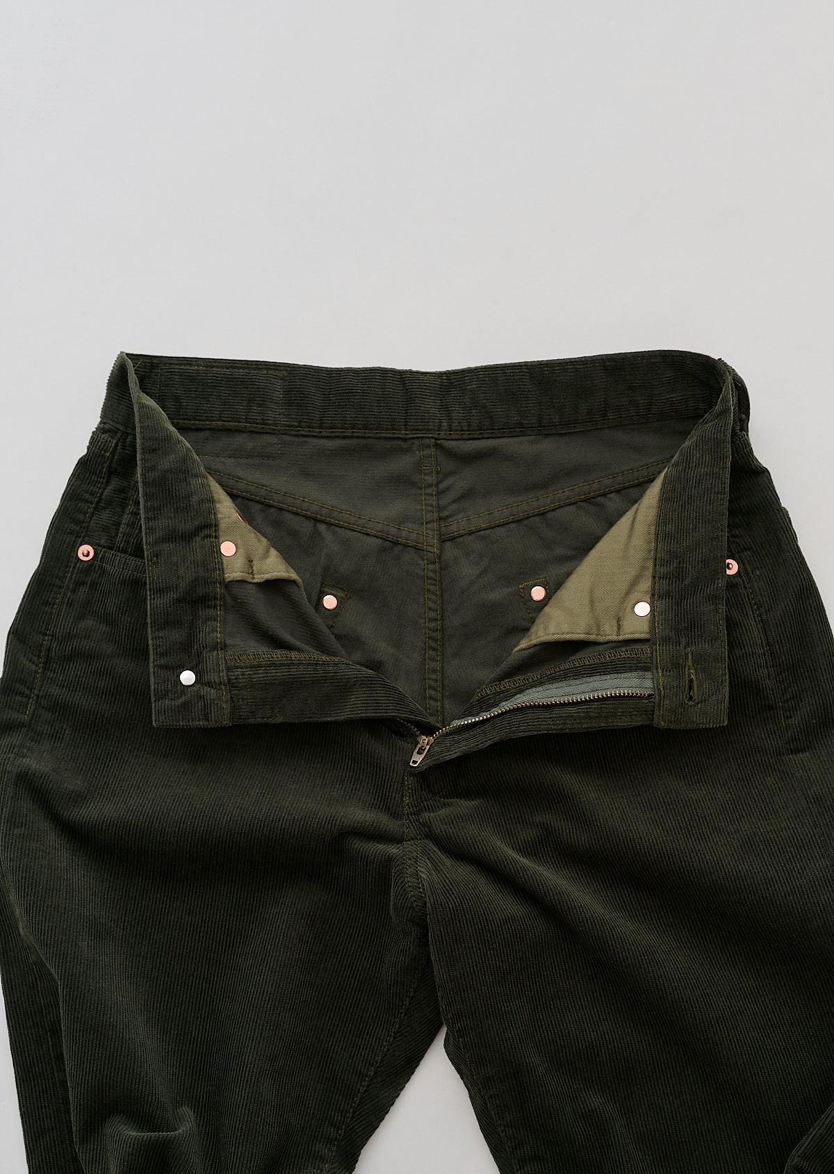 CORDUROY PANTS OLIVE 8023-1407