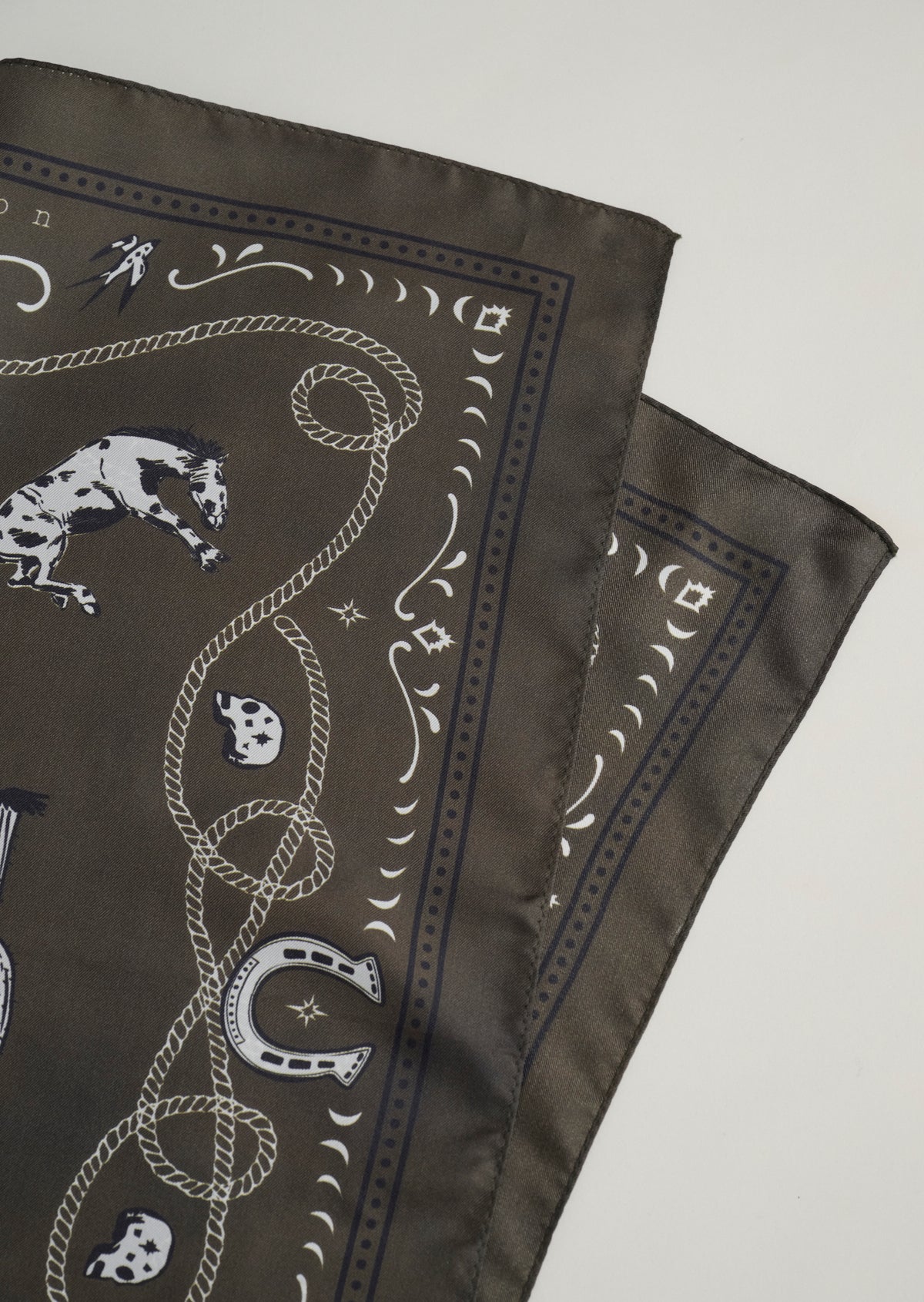 WESTERN PATTERN SILK SCARF BROWN 8053-2701