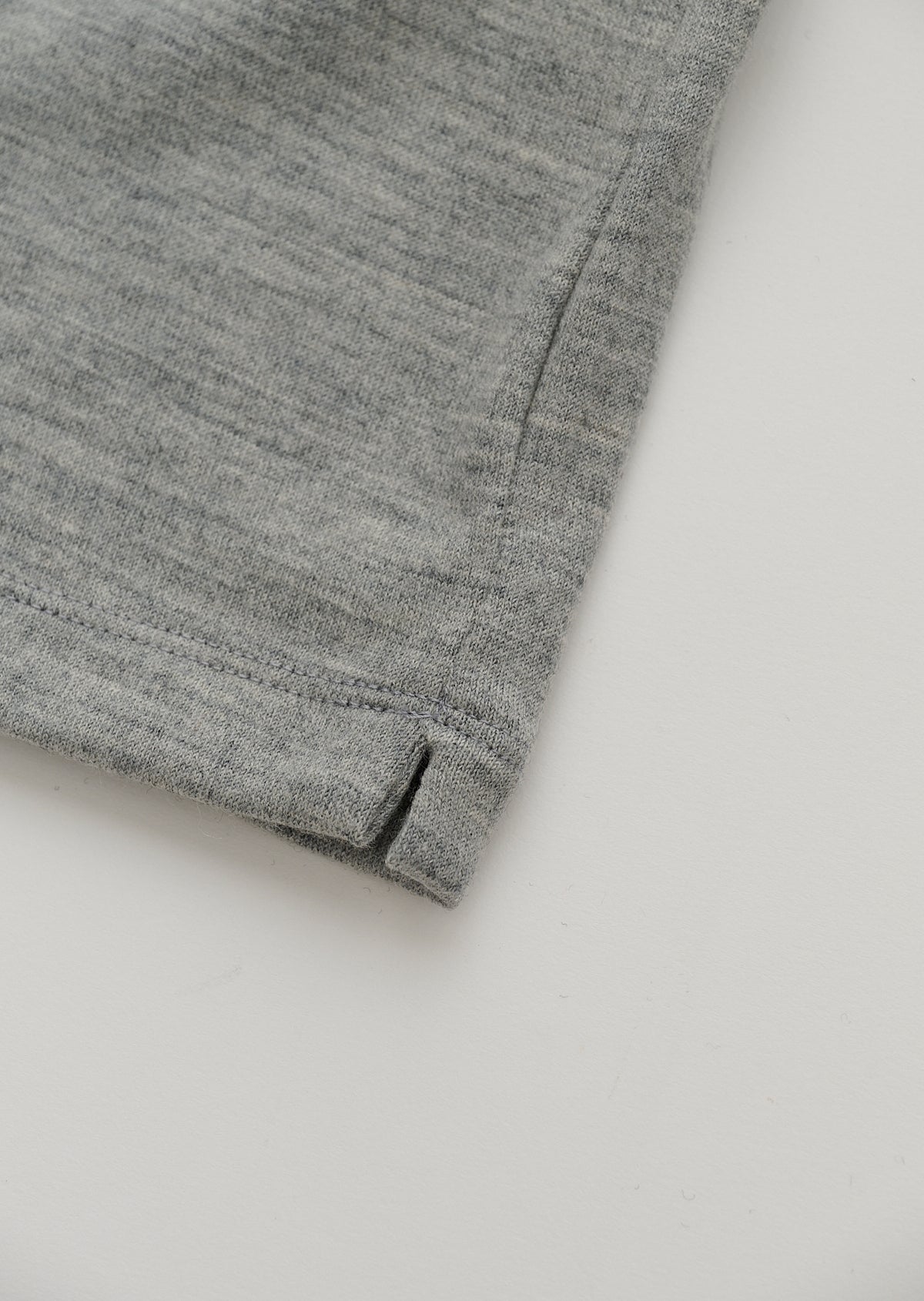 CREW NECK CUT SEW LIGHT GRAY　8233-1204