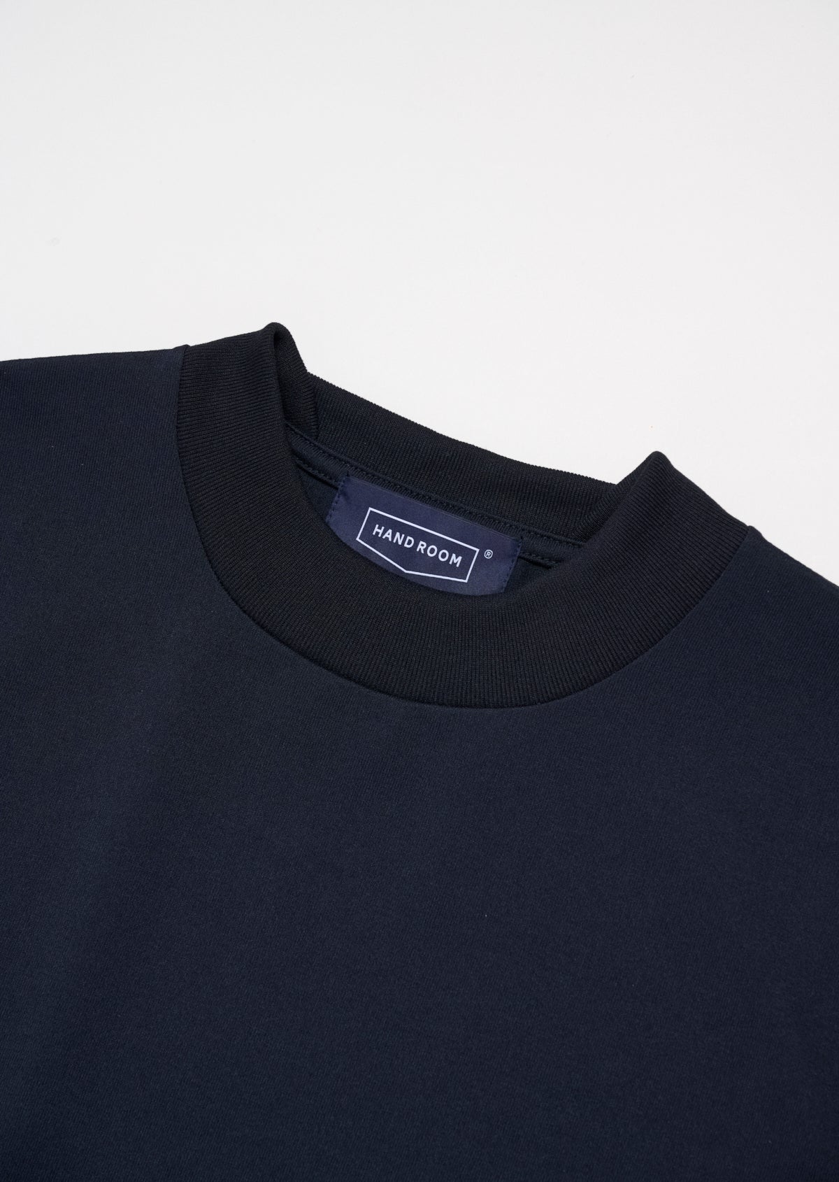 POLYESTER COTTON FEEL MOCK NECK T-SHIRT BLACK 8031-1701
