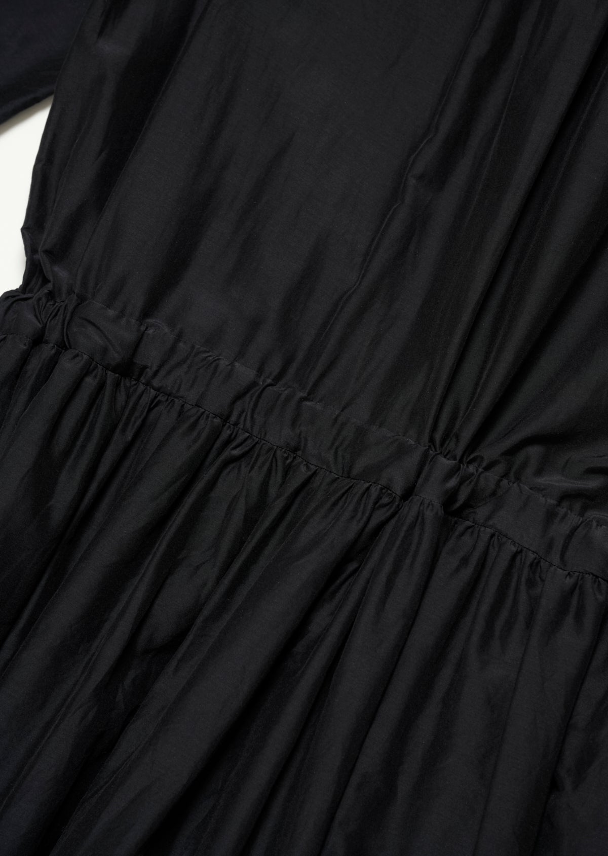 GATHER DRESS BLACK 8231-2601