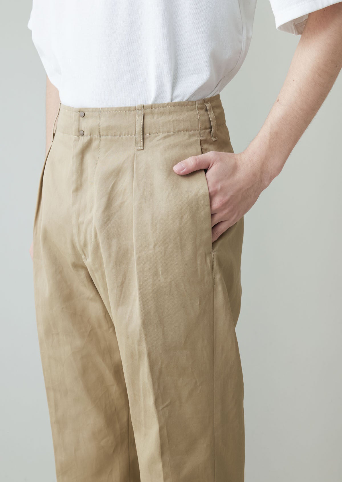 CHINO TROUSERS BEIGE 8011-1404